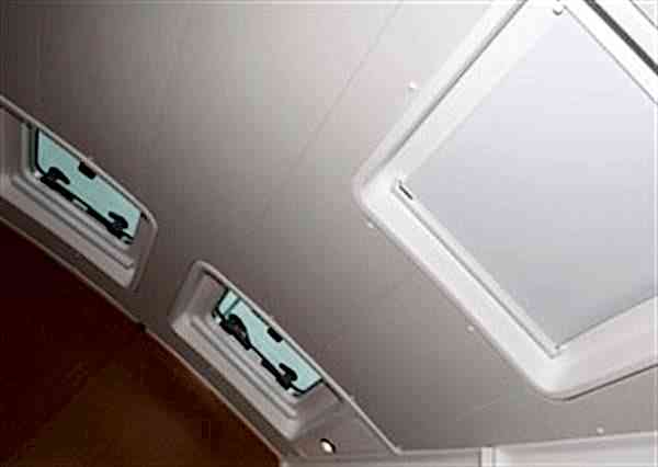 Hatch shade stor perde