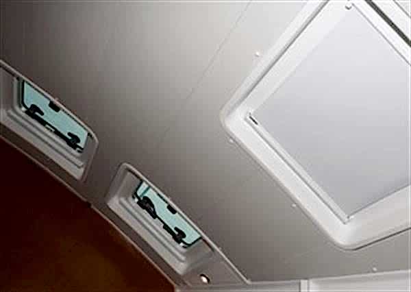 Hatch shade stor perde