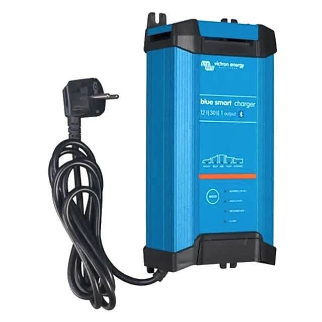 Victron Blue Smart IP22 12/30A Tek Çıkışlı Şarj Cihazı