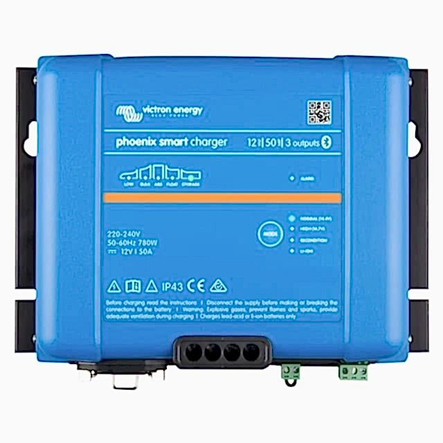 Victron Phoenix Smart IP43 12/50A Üç Çıkışlı Şarj Cihazı